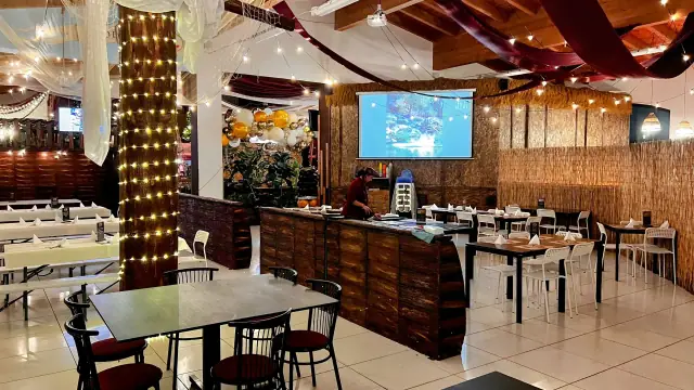 Bambini nell’area giochi del Tortuga a Reggio Emilia