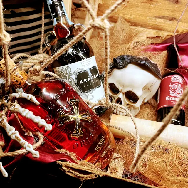 Allestimento piratesco del locale Tortuga a Reggio Emilia
